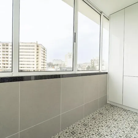 아파트 Forum By House And People *